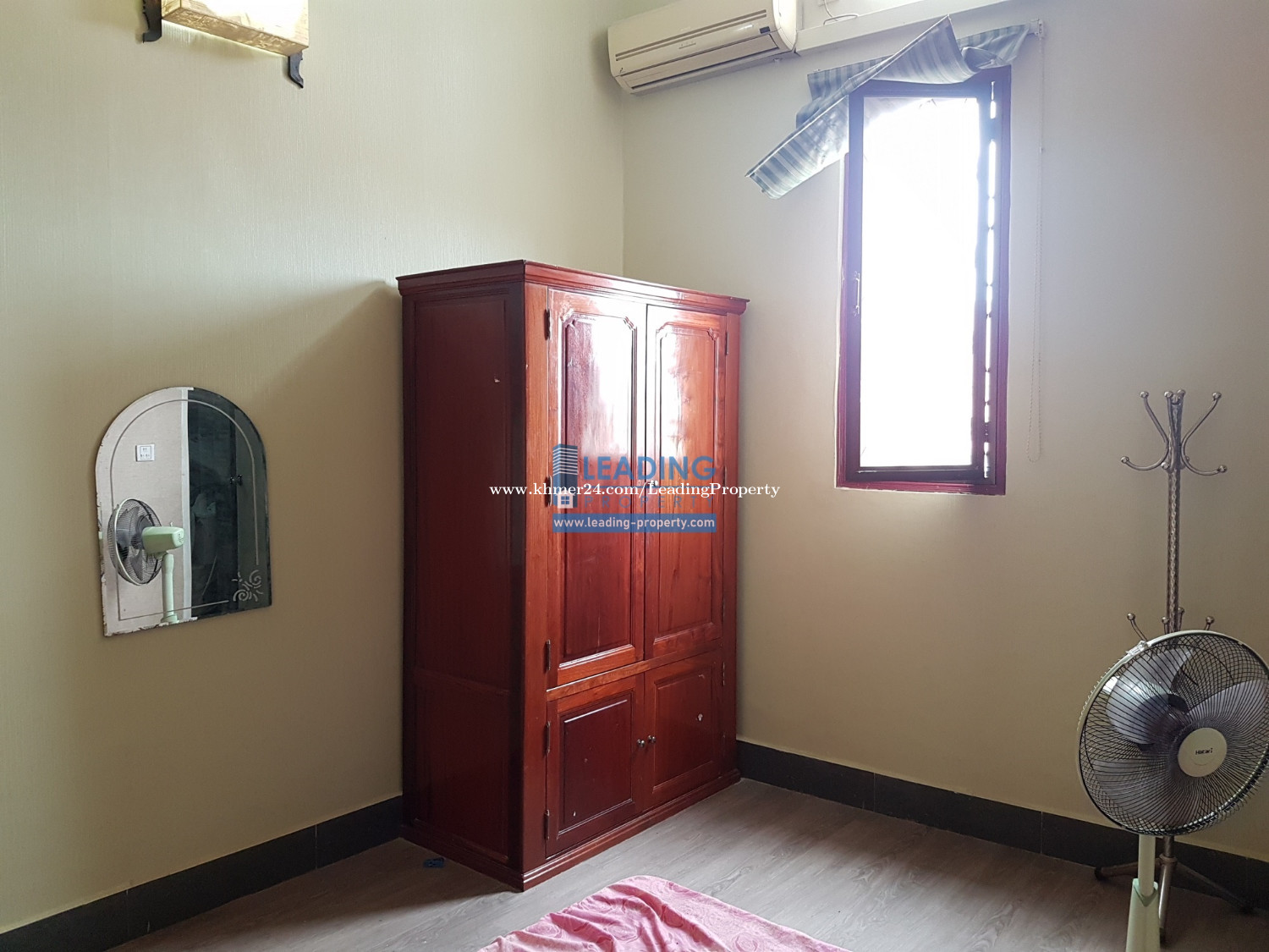 N119 Western Styled Apartment 1 Bedroom For Rent Near Royal Palace