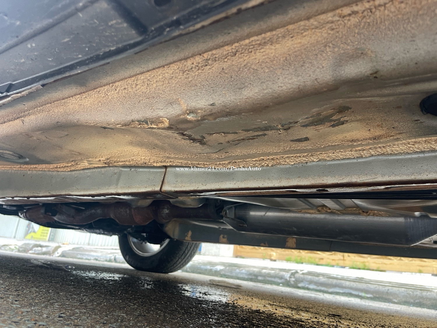 Camry year 2002, Abs, XLE Price 8800.00 in Chak Angrae Kraom, Cambodia