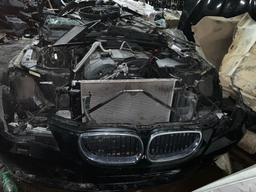 មានស្ទុក ថ្មី Mini cooper Mercedes BMW PORCHES Audi