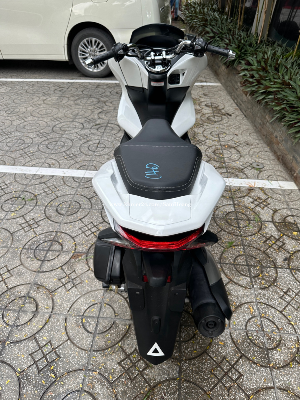Honda pcx Japan Price 2650.00 in Boeng Prolit, Cambodia Sokheng shop