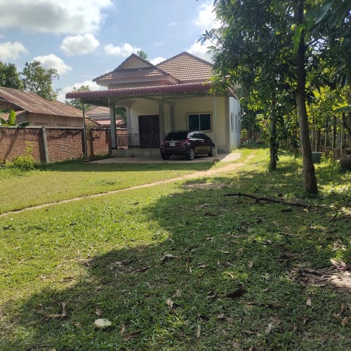 ដីនិង ផ្ទះ សម្រាប់លក់