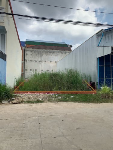 ដីលក់ប្រញាប់! ក្បែរផ្សារទួលពង្រ