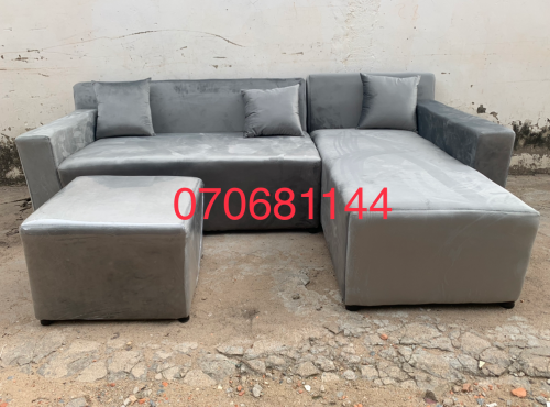 សាឡុងកែងL