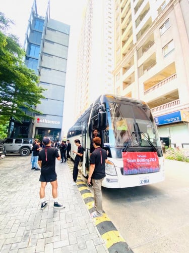 45 seats bus for rent