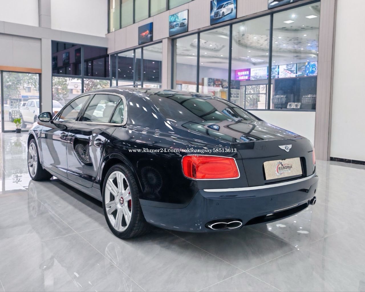 Bently Flying Spur 2015 Price 82000.00 in Chak Angrae Leu, Cambodia