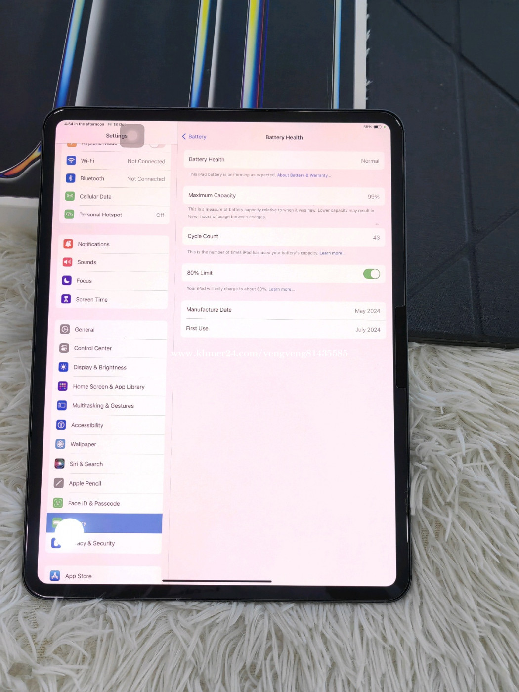 iPad Pro M4 13”2024 1TB esim+Wifi like new 100 Black 1929 Price