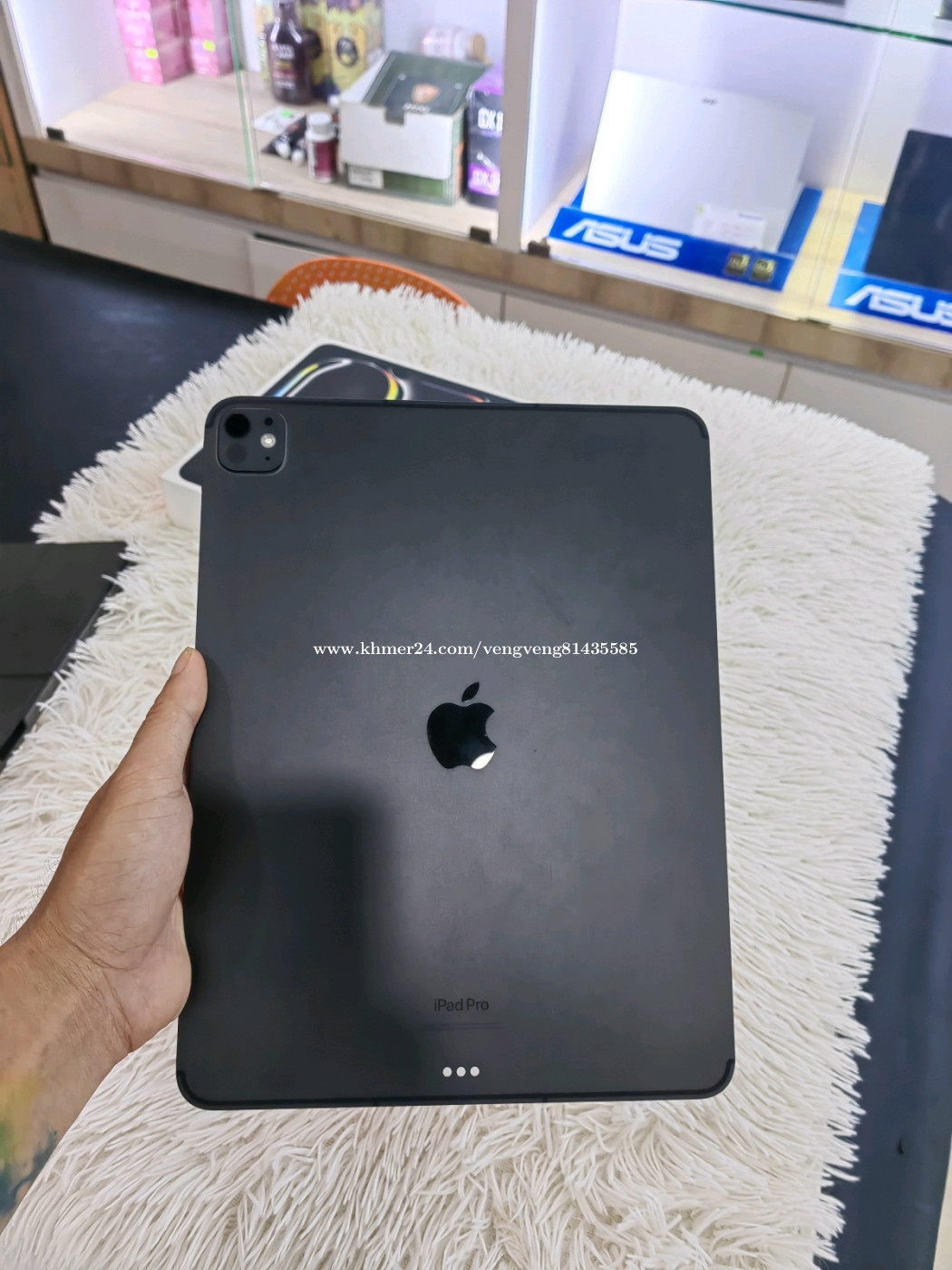 iPad Pro M4 13”2024 1TB esim+Wifi like new 100 Black 1929 Price