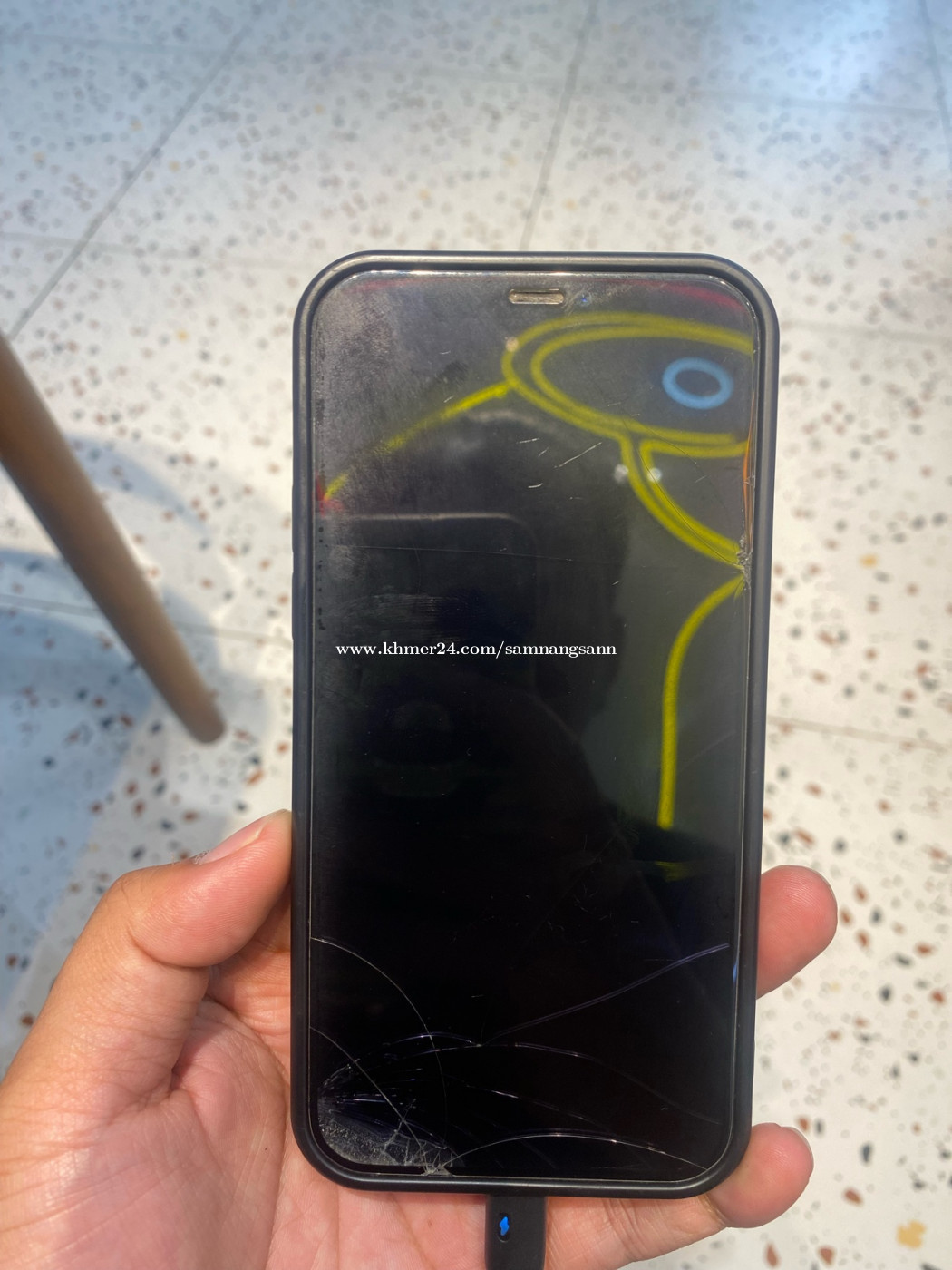 iphone 12 64g face ID, screen original, Crack screen Price 195.00 in