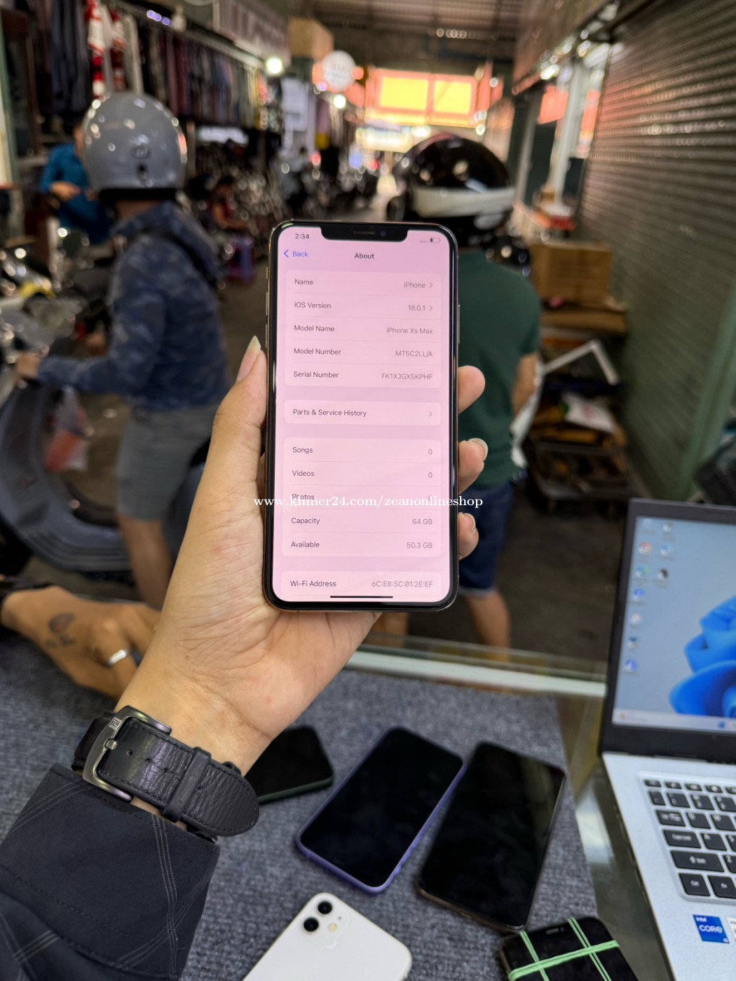 iPhone Xs Max 64G LLA LCD ZIN Price 168.00 in Phsar Daeum Kor