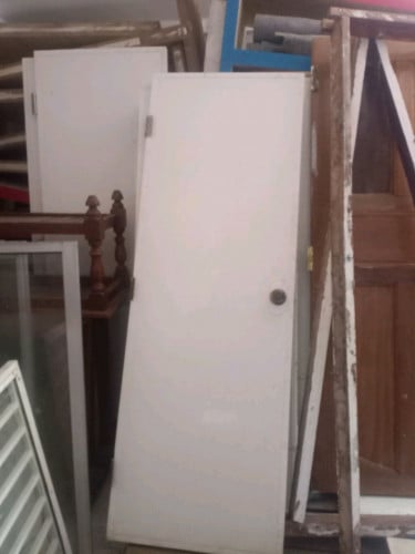 ទ្វារជរ័បន្ទប់ធម្មតា