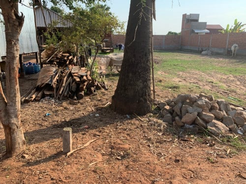 ដីលក់ រឺ ជួល