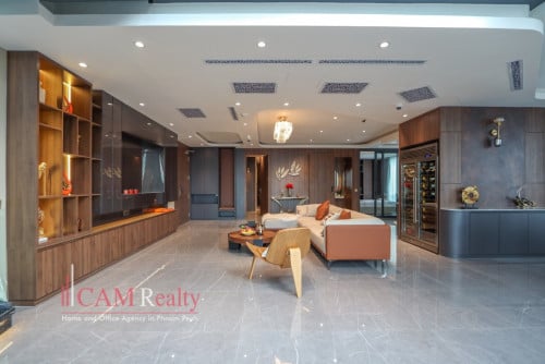 23rd Floor 4 Bedroom Duplex Condo For Rent in Tonle Basak