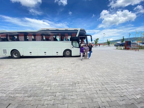 Bus For Rent , tour bus
