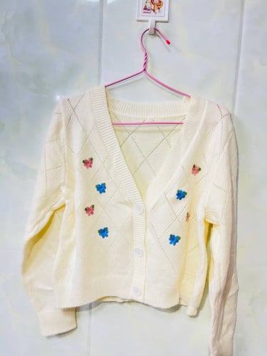 អាវយឺតនិងអាវដៃវែងគ្រប់ប្រភេទ