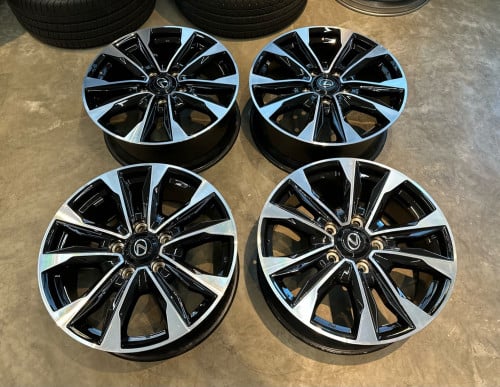 យ៉ាន់សុីន LX570 黑 KURO 2021