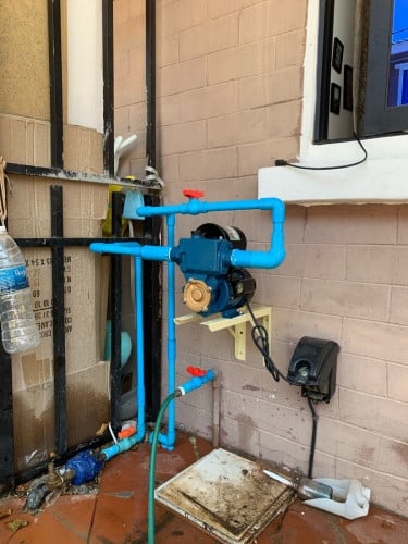 ម៉ូទ័រជំរុញទឹកអូតូ​ (water pump)