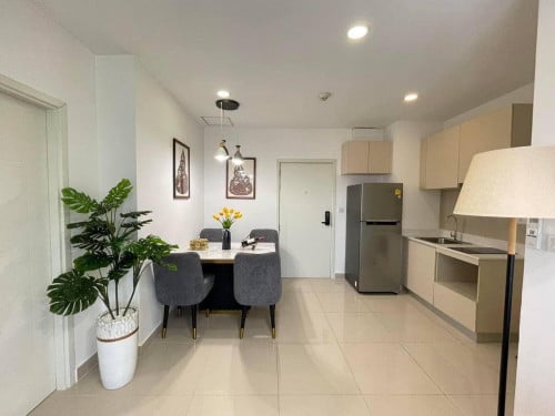 Very new room and fully new furniture 2bedroom (parkland)