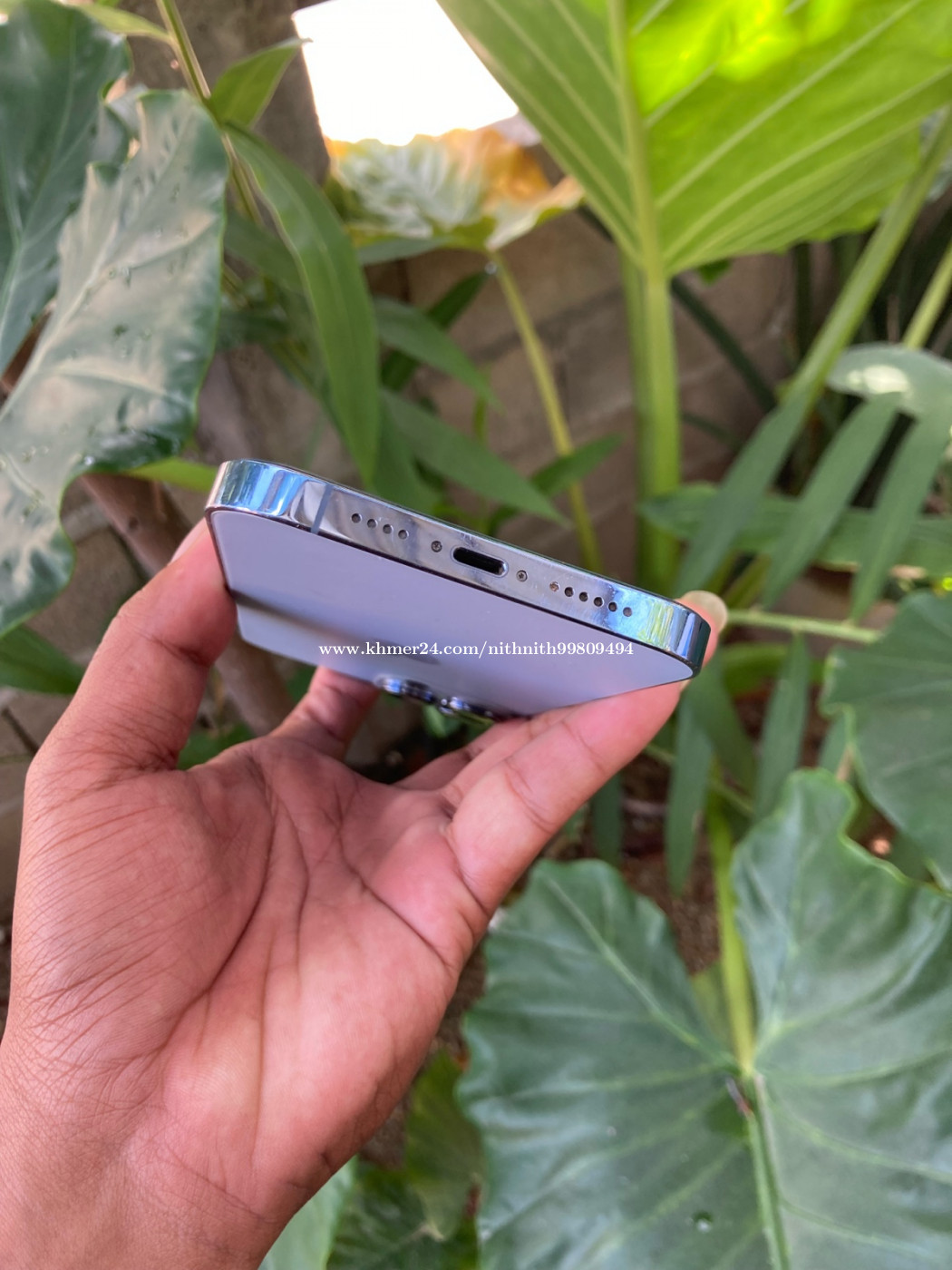 iPhone 13 pro max lock SiM Price 410.00 in Chaom Chau 1, Cambodia