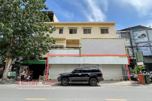 182 Sqm Commercial Space For Rent in BKK3