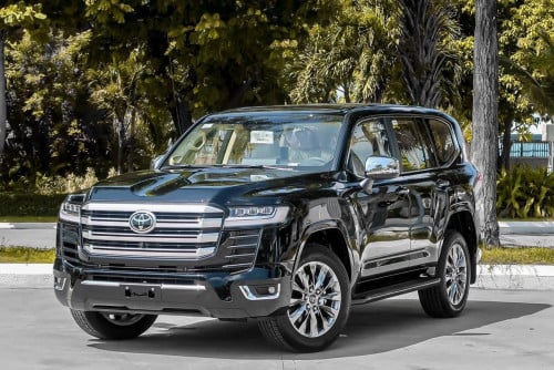 Toyota landcrusier ZX ម៉ាស៊ូត ម៉ាស៊ីន Turbo best option