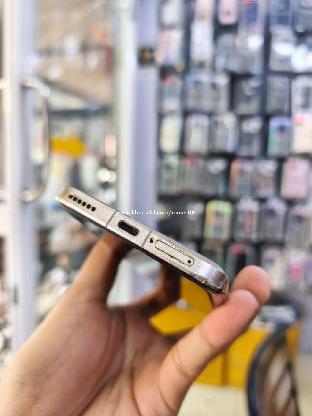 Honor Magic 6 pro 12/512GB Global Price 439.00 in Veal Vong, Cambodia Momo Dodo