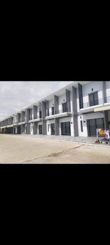 ចងលក់ផ្ទះកូនកាត់នៅសង្កាត់កំបូលបុរីឡេងណាវ៉ាត្រា