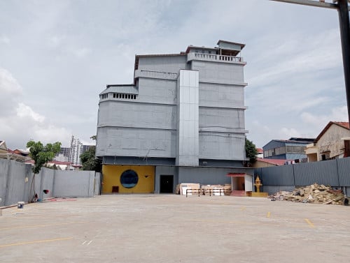 អគារនិងដីជួល​ | Building and Land for Rent