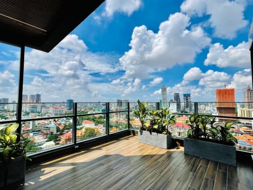 Duplex Penthouse Private Garden for Sale