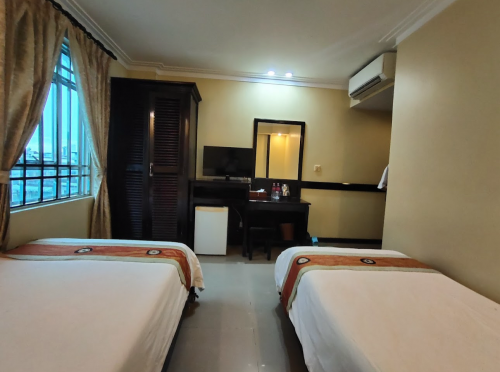 អគារសណ្ឋាគារ សម្រាប់ជួល | HOTEL BUILD FOR RENT  (In 7 Makara area)