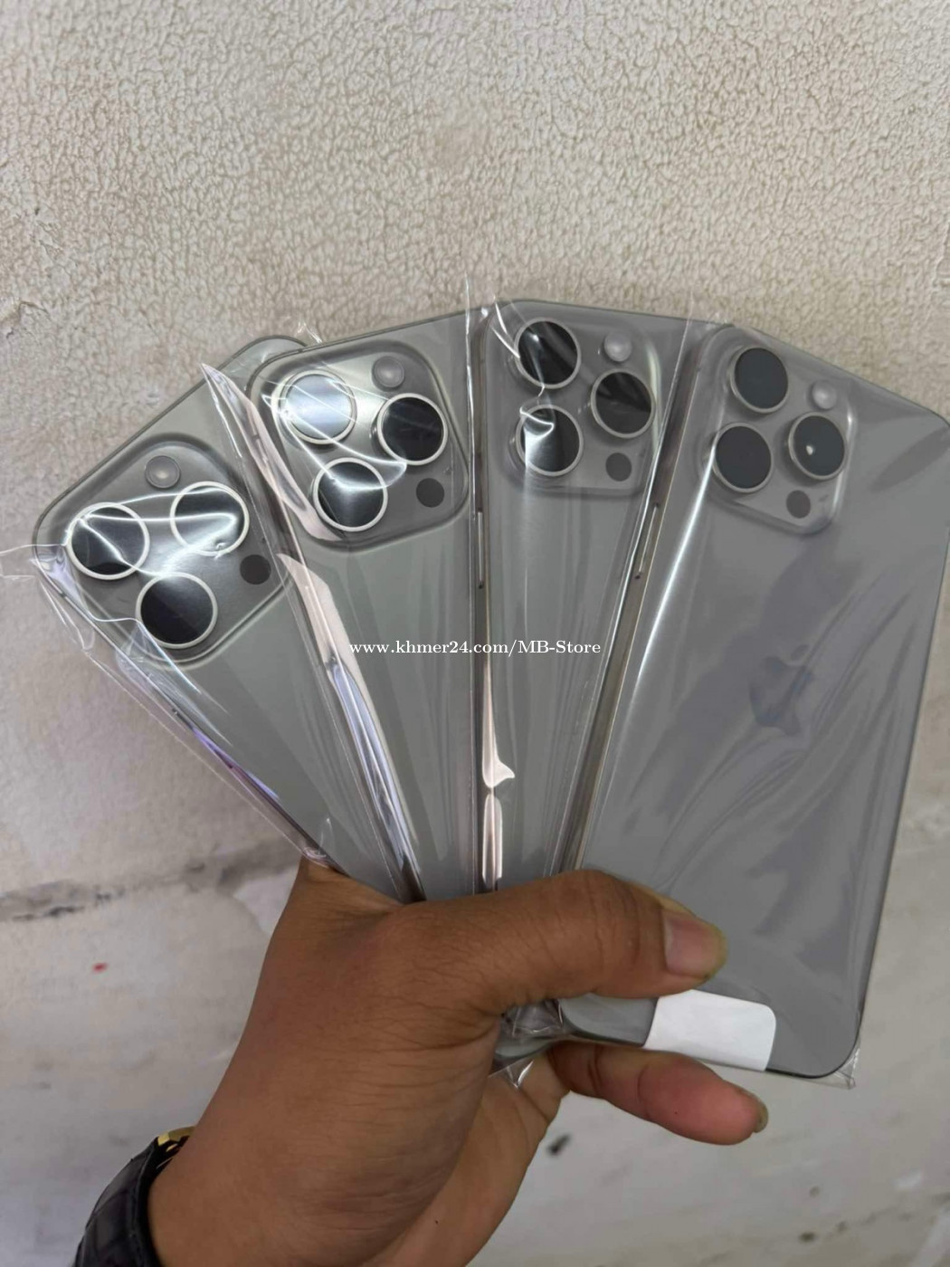 iPhone 15pro max 256G ZP ZA N/A Price 1080.00 in Tuek L'ak Bei