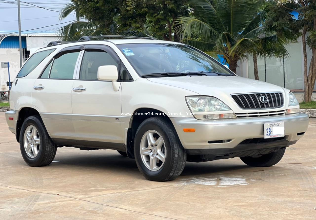 Lexus RX300 2002 Full option Price 12900.00 in Kakab 1, Cambodia