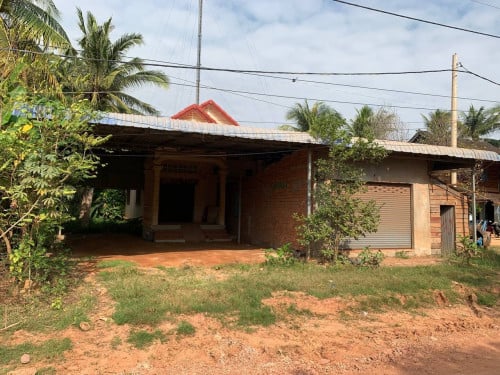 🏦House Available for Urgent Sale at a Special Price (Negotiable).