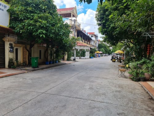 វីឡាសម្រាប់លក់|VillaFor Sale បុរី ពិភពថ្មី ចំការដូង