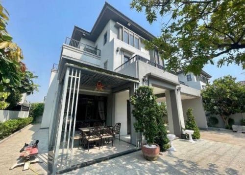 Villa for rent at borey Chipmong