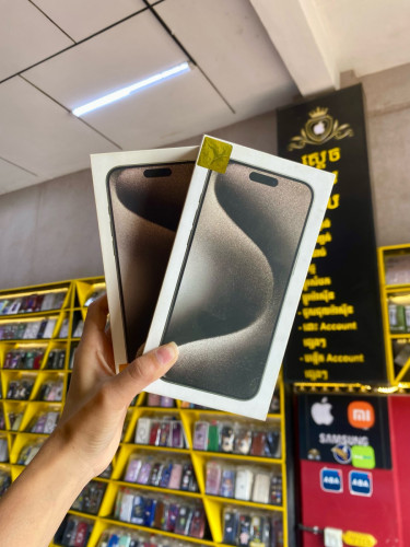 iPhone 15 pro max new box