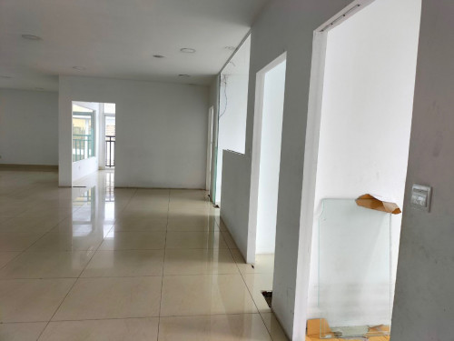 Office space for rent Located inToul Tompoung Area
