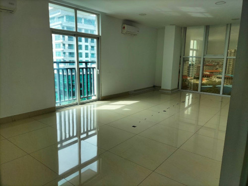 Office space for rent Located inToul Tompoung Area