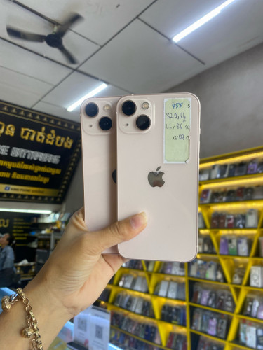 iPhone 13