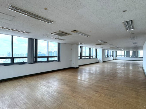 Commercial Grade B Offices Space For Rent In Central of Phnom Penh