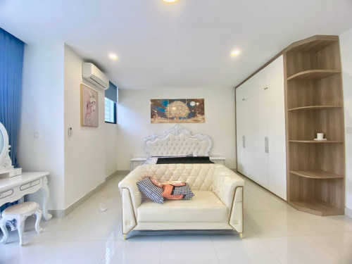 Single villa for rent near ISPP school