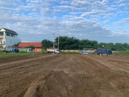 ទទួកចាក់លុបបំពេញខ្សាច់ដីខ្សាច់ថ្មគ្រប់ប្រភេទ