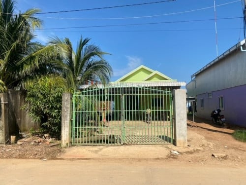 ๐ฆHouse Available for Urgent Sale at a Special Price (Negotiable).