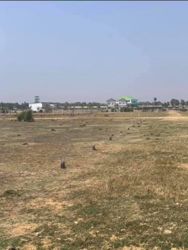 ដីលក់ 10M x 20M ប្លង់រឹង