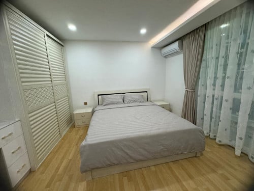 Fully Furnished 1 Bedroom Apartment @ Olympia City for Rent