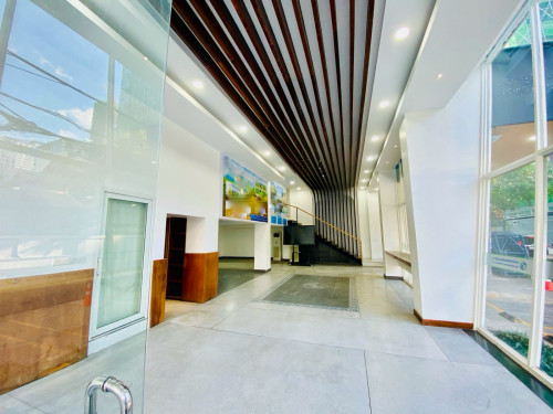 ហាងកែងជួលនៅបឹងកេងកេង១ Corner Shop or Commercial Space For Rent in BKK1