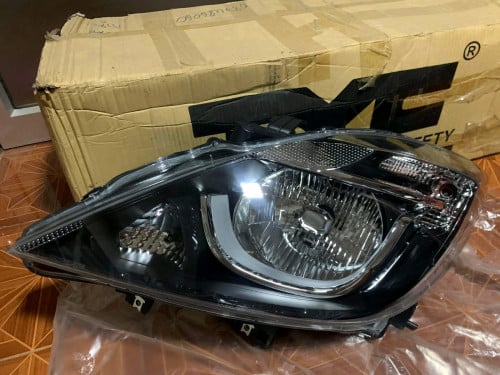 ចង្កៀងមុខ front light for Mazda BT50 2020
