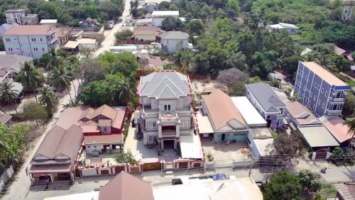 ផ្ទះវីទ្បាទោល លក់បន្ទាន់ ទីតំាងជិត ផ្សារគគីរ ស្រុកកៀនស្វាយ ខេត្តកណ្តាល