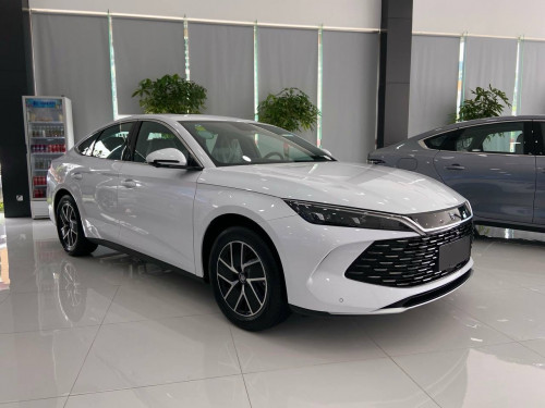 រថយន្ត(BYD Qin L 2024) បានចូលមកមុនគេនៅកម្ពុជាជាមួយក្រុមហ៊ុន(LT Auto)បងប្អូនអាចអញ្ចើញមកមើលបាន❤️