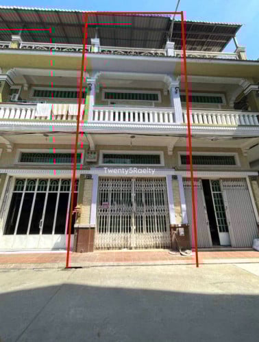 ផ្ទះជួលក្បែរផ្សារ​ PC Market (St.371)