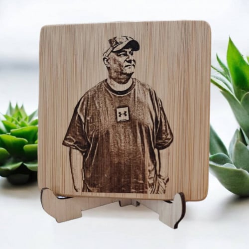 Customize Picture Engraving in Square Shape By:Laser Art. gift/ឈើជ្រុងឆ្លាក់រូបខ្លួនយើងក៏បានដូចគ្នា